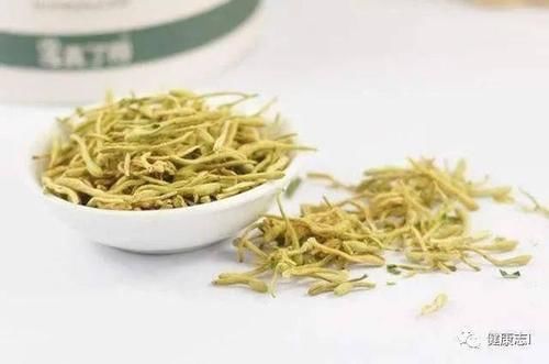  金银花|金银花配它制作“通便水”，润肠通便，肠道一泻千里