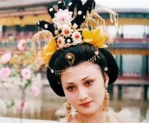 日本|杨贵妃在马嵬坡真没死,而是东渡到了日本?山口百惠:我是她后代