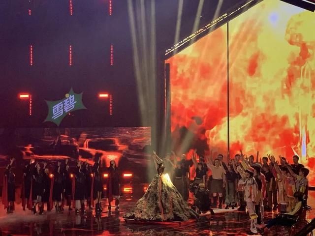  毛不易|南都饭团｜小团子探班《炙热的我们》，感受高燃综艺现场