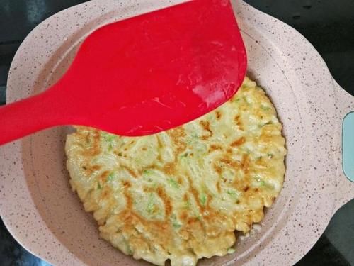 简单|西葫芦早餐饼,营养丰富又简单,一起来试试吧!