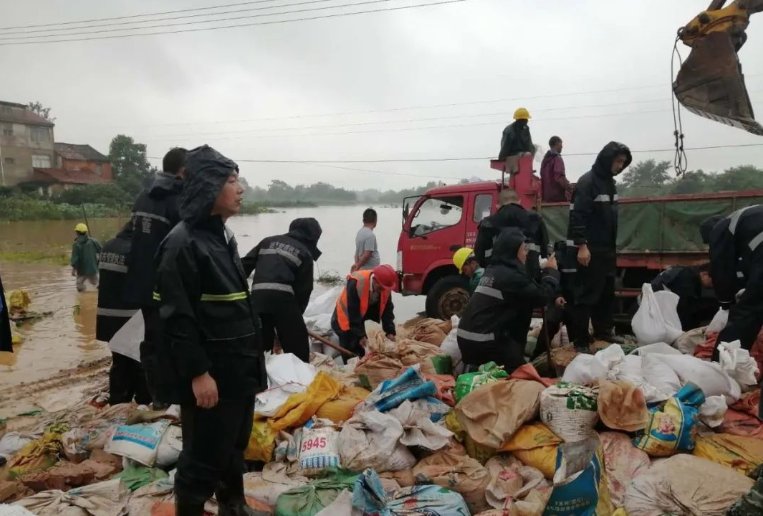 抗洪|防汛抗灾:黄梅县各地各单位全力防汛抗洪六