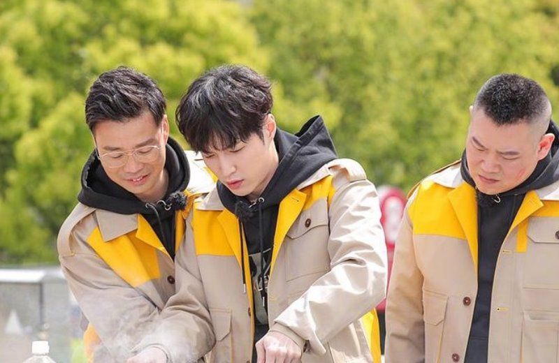  差绝了|《极限挑战6》顺利收官，The 9合体亮相，这俩人的身高差绝了