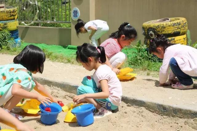 挨饿|孩子在幼儿园总挨饿？会表达不受罪，入园准备三个细节要重视