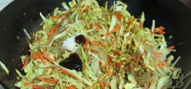 饺子皮|饺子皮别只会包饺子,教你特色新吃法,比包子简单,比饺子好吃