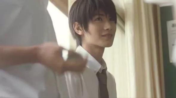  新垣结衣|粉丝追忆三浦春马生前：很爱中国，想当个平凡人，梦想被母亲扼杀