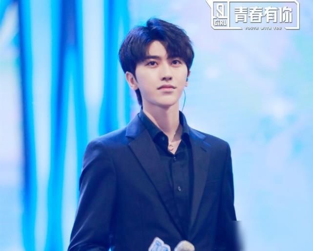  节目|修罗场来袭！919好奇夜两大女团首同框，合作蔡徐坤梦回《青2》