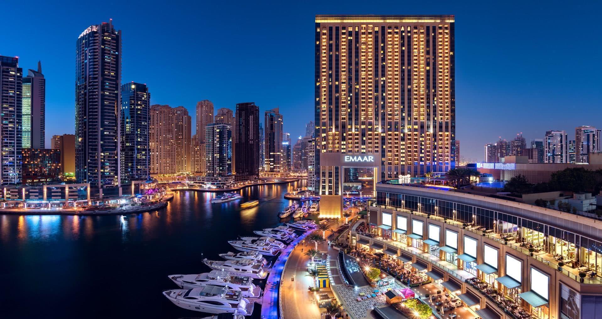 全球|全球第一大人工码头:面积仅4.9平方千米,却被塞进了超200座高楼