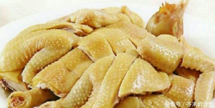 姜葱|粤菜40年大厨煮白切鸡,不只放姜葱,放两粒它,鸡皮自动变黄