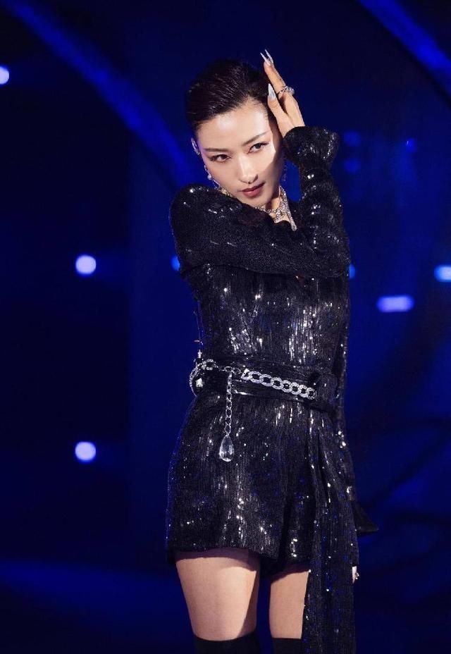 乘风破浪的姐姐|真接受黄晓明邀请参加《浪姐2》?工作室晒赵丽颖练习唱跳的视频