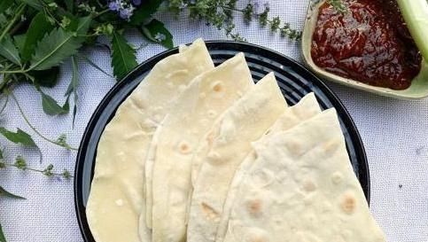 劲道|烙饼和面时，多加这1样，烙出来的饼香软又劲道