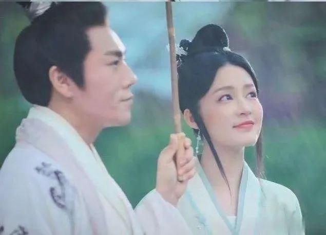  怪不得|怪不得他能看上伊能静，敢情喜欢打脸呗！