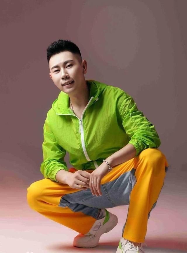  粉丝|《干就完了》《嗑儿》金久哲今日来宁，与粉丝线上线下互动