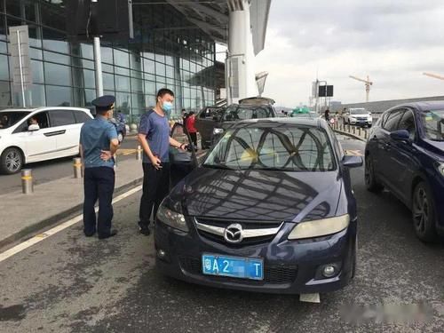 司机|执法||执法部门“秋风扫落叶”，非法营运蓝牌车、无证网约车又“凉凉”……