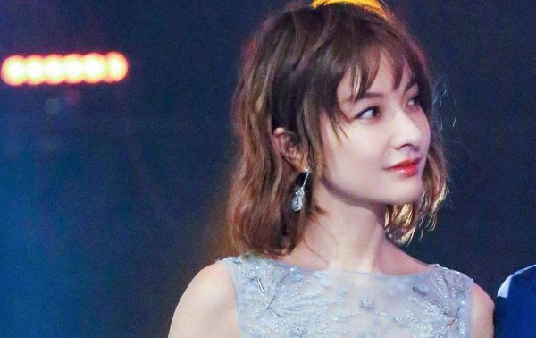 观众|主持快本14年, 如今却被爆出“欺骗”亿万观众, 隐藏太深了