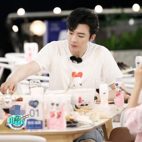  人气|刘宇宁节目中因这几个细节圈粉无数，而他能为什么加盟《中餐厅》