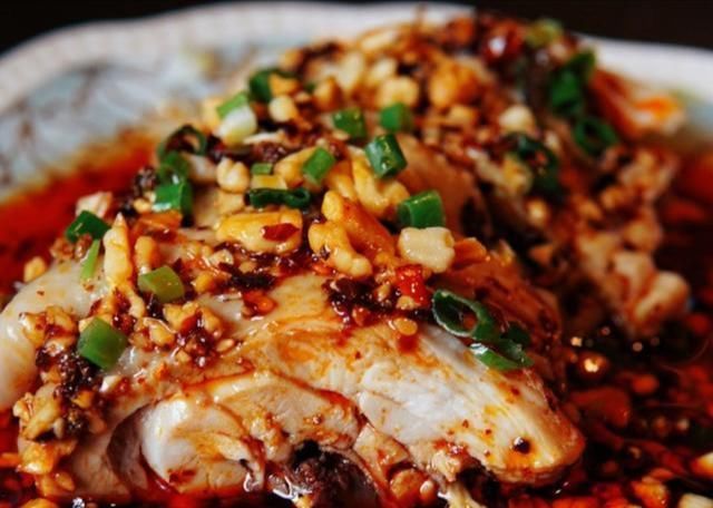 川菜|说鸡肉不香了,是没吃过味压江南十二州,川菜精髓“口水鸡”