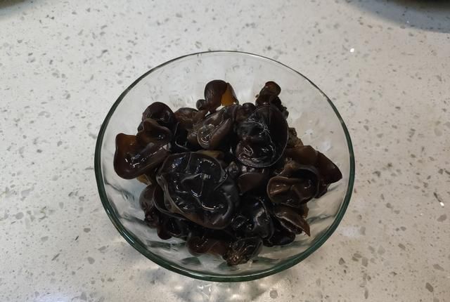  紫甘蓝|饭店的大拌菜为啥好吃，料汁比例是关键，教你做，酸甜可口不上火