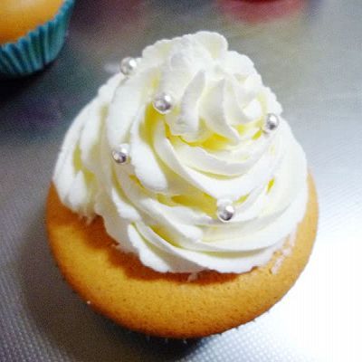  酸奶|酸奶戚风纸杯蛋糕