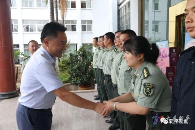  官兵|普光照看望慰问县人武部官兵