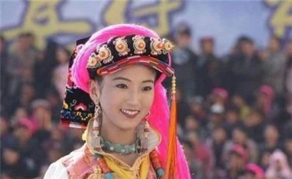 四川|四川藏了个“美人谷”,美女结婚不要彩礼,只有一个择偶要求