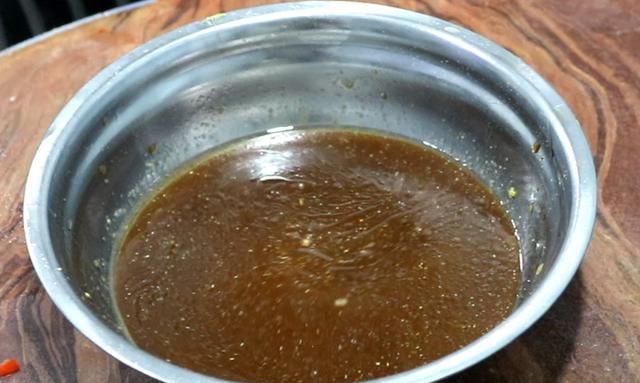  鱼香肉丝|从业20年大厨透露鱼香肉丝正宗做法，鱼香味十足，堪称下饭神器