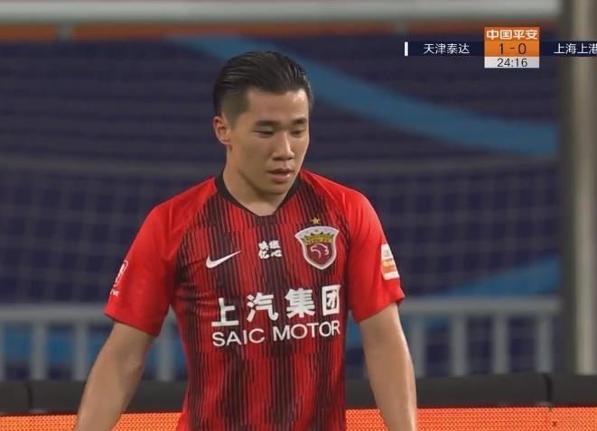  逆转|中超积分榜：一场3-1逆转让上港登榜首！新援梅开二度，泰达饮恨