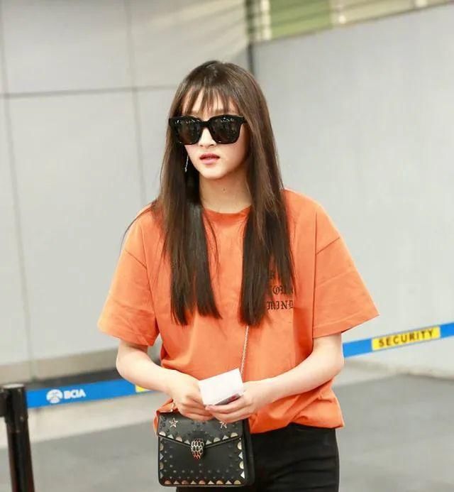 胎毛刘海|你是什么脸型就剪什么刘海，这5款刘海太显脸小了，堪比换头！