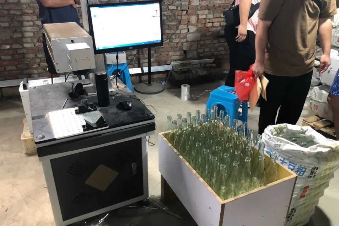 警方|1200万!长兴警方侦破一起特大制售假酒案!