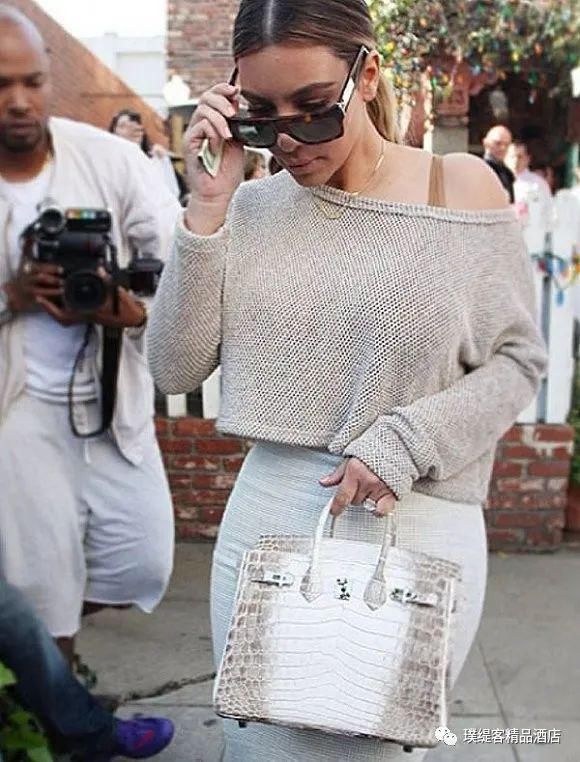 真实|8W酒店套房、百万爱马仕,《三十而已》贵妇圈就是真实的富人缩影!