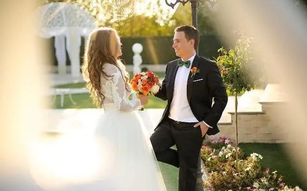 住院|丈母娘住院，丈夫去跑去给大姑姐家帮忙，扬言我姐才是最亲的人