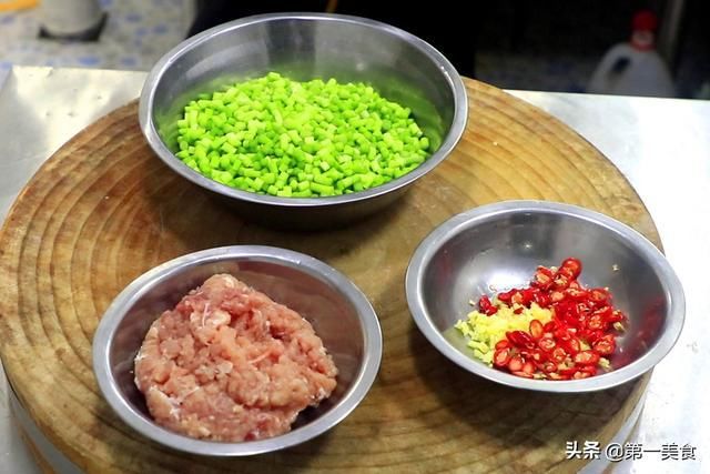  道菜|三伏天、我家就爱这道菜！简单一炒、脆爽入味促食欲，一盘吃不够