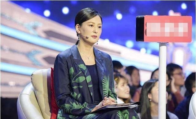  黄澜|节目上指导女嘉宾的情感，私下却跟丈夫离婚，黄澜到底有多可笑？