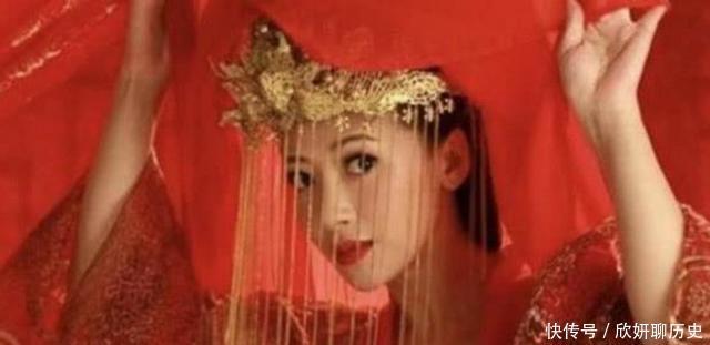 嫁妆|古代女子出嫁有两件压箱底的物件,一件羞于启齿,一件逢人就说!