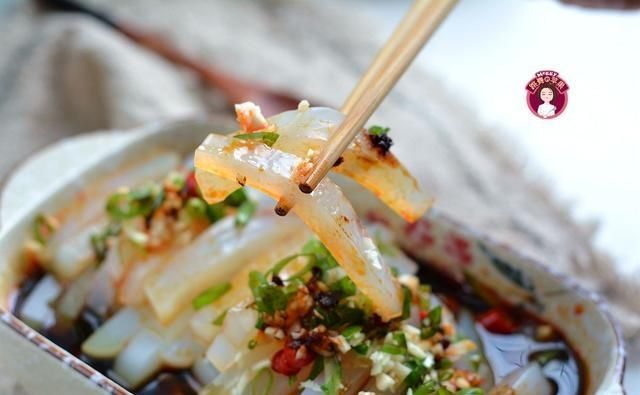  酸辣|“秋老虎”来了，自制1碗酸辣凉粉，开胃填饱肚子，还不担心长肉