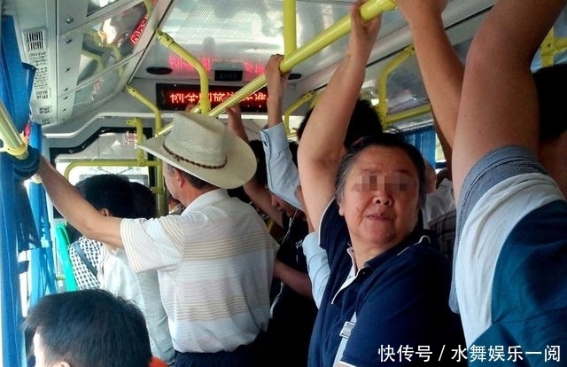流掉|公交上只因孕妇没让座,大妈直言“迟早会流掉”,孕妇反击太解气