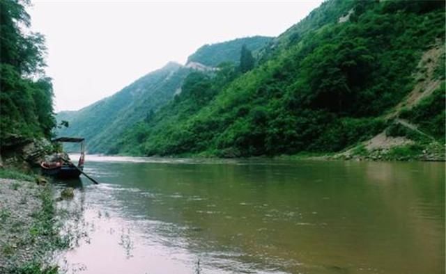  流域|唯一没有被污染的长江支流，雨天河水变“血水”，流域内盛产美酒