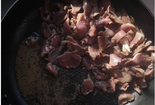  男人|男人都爱的下酒菜，成本也就10块钱，香辣脆嫩有嚼头，下酒真香