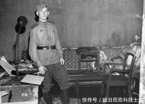 发霉|希特勒最后藏身的地堡的真实景象,军帽已发霉,墙上有日本旗