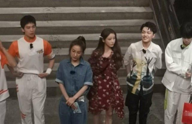  实力|硬糖少女303出道后，最火的其实是未出道的两人，主办方后悔了吗？