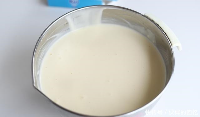 方子|这个方子告诉你如何做出不开裂,不回缩,组织细腻的轻芝士蛋糕