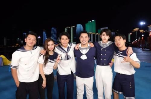  李晨|《跑男》收官之战李晨争强好胜，郑恺故意放水蔡徐坤，网友：就这？