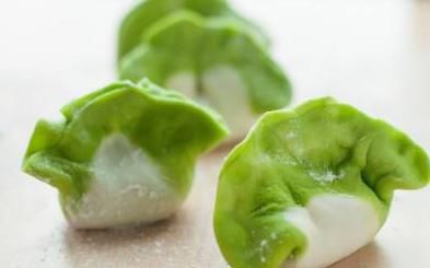 翡翠|虽说买不起翡翠,但可吃得起翡翠饺子!有营养更有颜值!