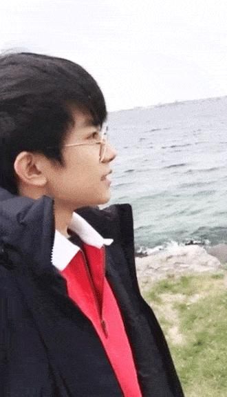  玺子|女友视角的易烊千玺来啦 又是被玺子哥迷倒的一天