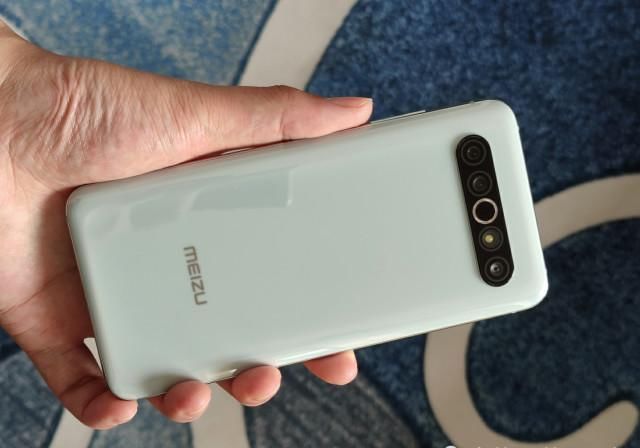 独一无二|一款独一无二的骁龙865旗舰？已降价400，心动了吗？