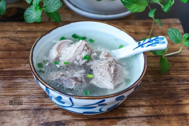 羊肉|羊肉的家常做法,没有羊骚味,肉香四溢还不腻!