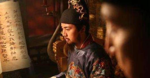 作出|为了挽救大明王朝,崇祯帝作出了许多努力,可惜越努力越悲催