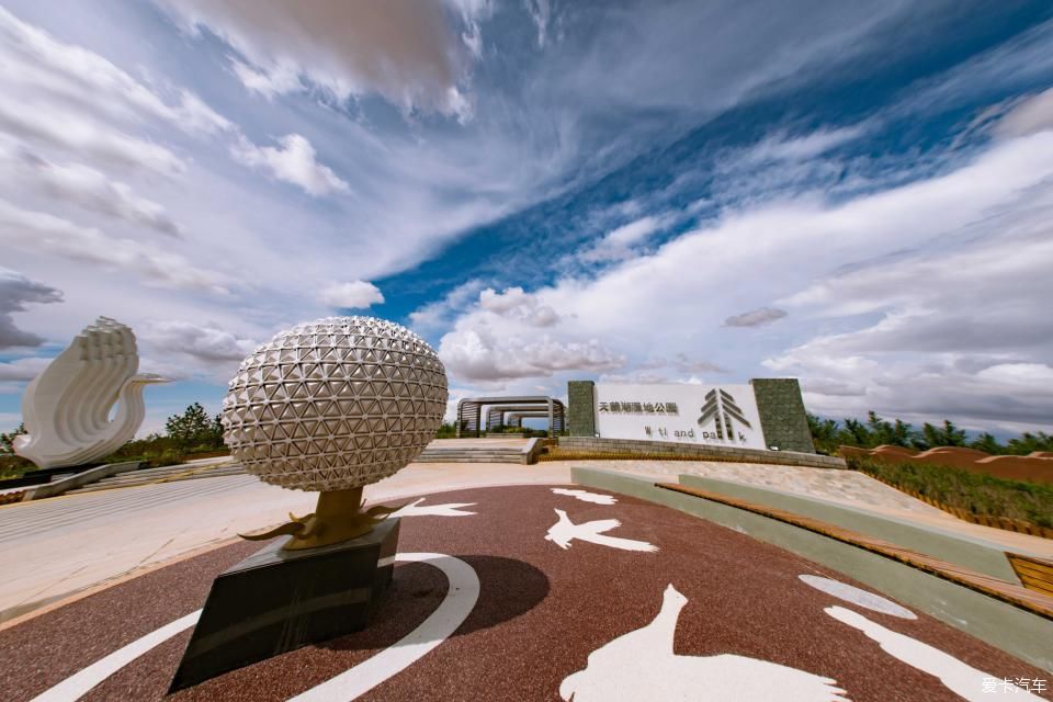 风雨雷电|贝子庙+中蒙边境+草原露营 乌珠穆沁 风雨雷电绿浪秘境行路书