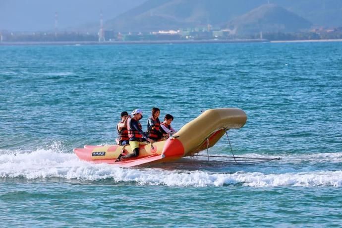  海鲜|《完美的夏天》挑战刺激海上运动，海鲜市场大采购