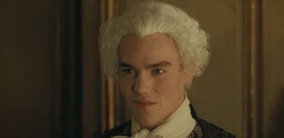 迷倒|她是天才少女,女扮男装进入王宫,迷倒皇太子,却被万众羞辱