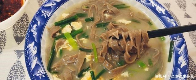 买不到|手擀荞麦面劲道顺滑,暖胃饱腹,外面饭店买不到